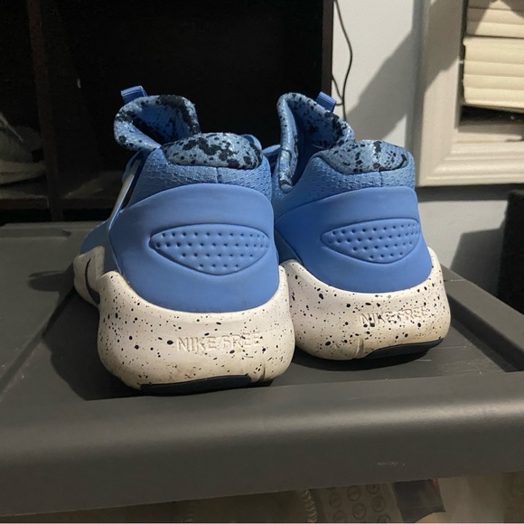 Nike UNC Sz 11.5 - Picture 3 of 7